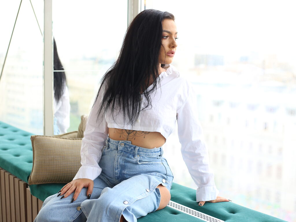 Aishaann's profile - Image n°4