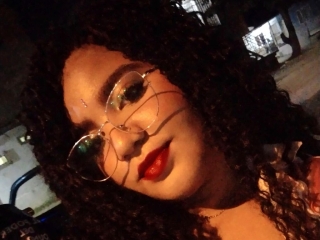 Sexo por webcam con Aishablanco