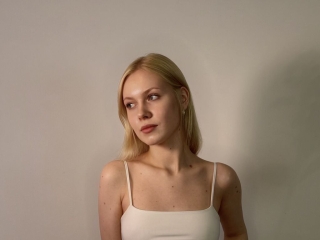 Webcam sex con Aishanaeher