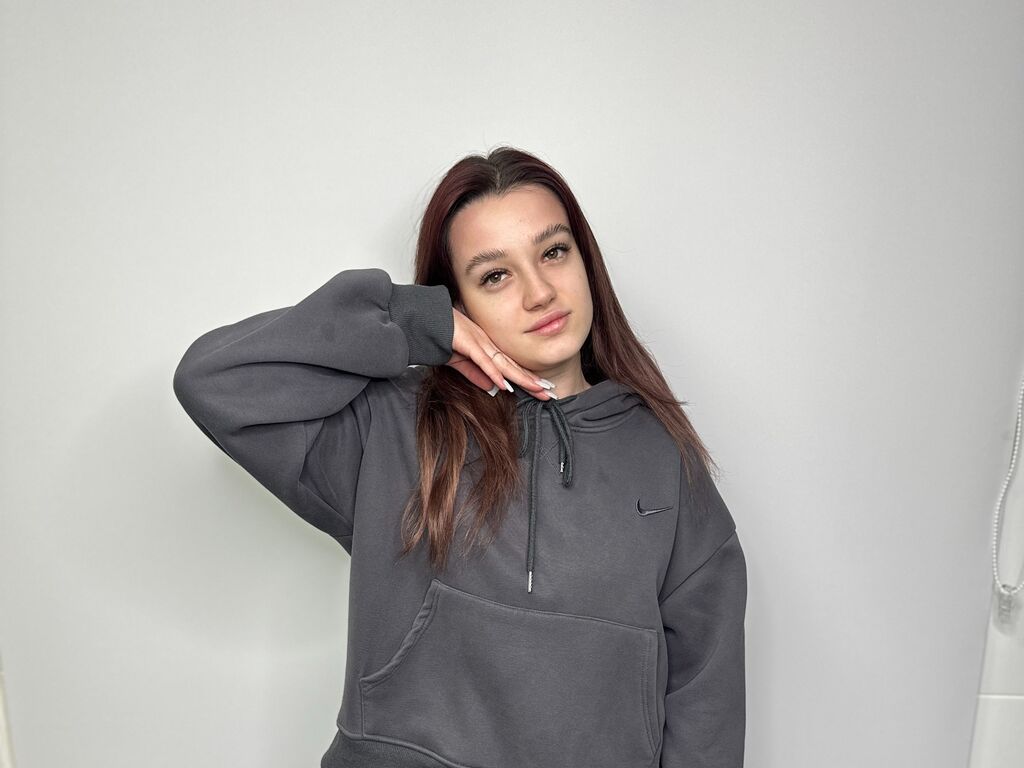 Aislycaris's profile - Image n°0