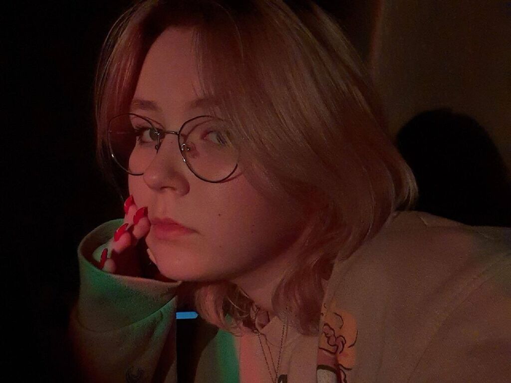 Aislydumford's profile - Image n°0