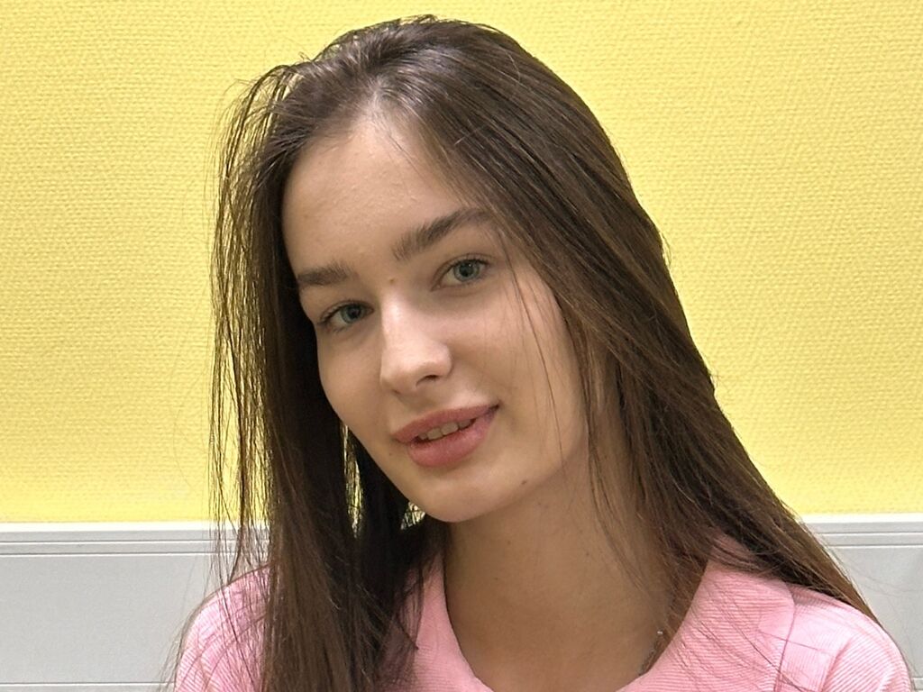 Aislydurston's profile - Image n°0