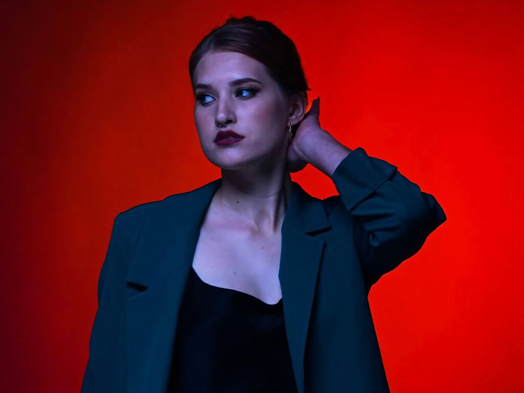 Aislygillingham's profile - Image n°2