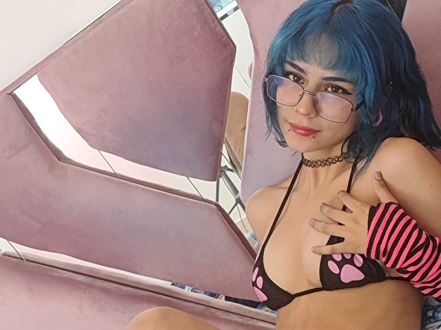 Akamehills's profile - Image n°3