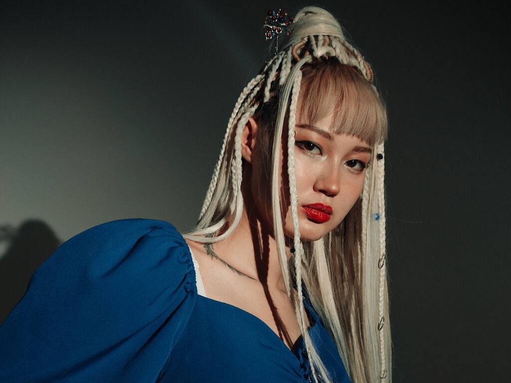 Akikokavasaki's profile - Image n°0
