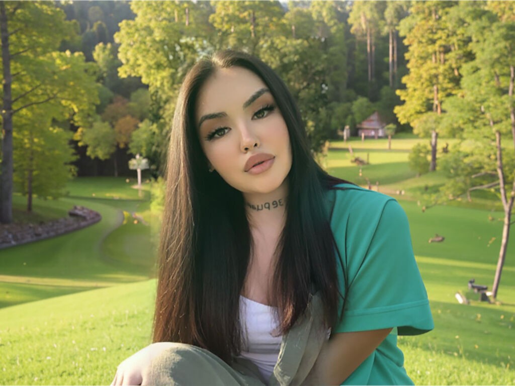 Akulinajones's profile - Image n°0