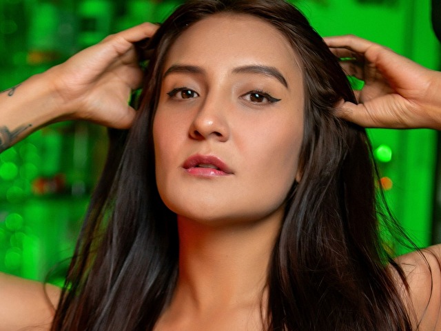 Perfil con Alaiacollway - Imagen  n°65