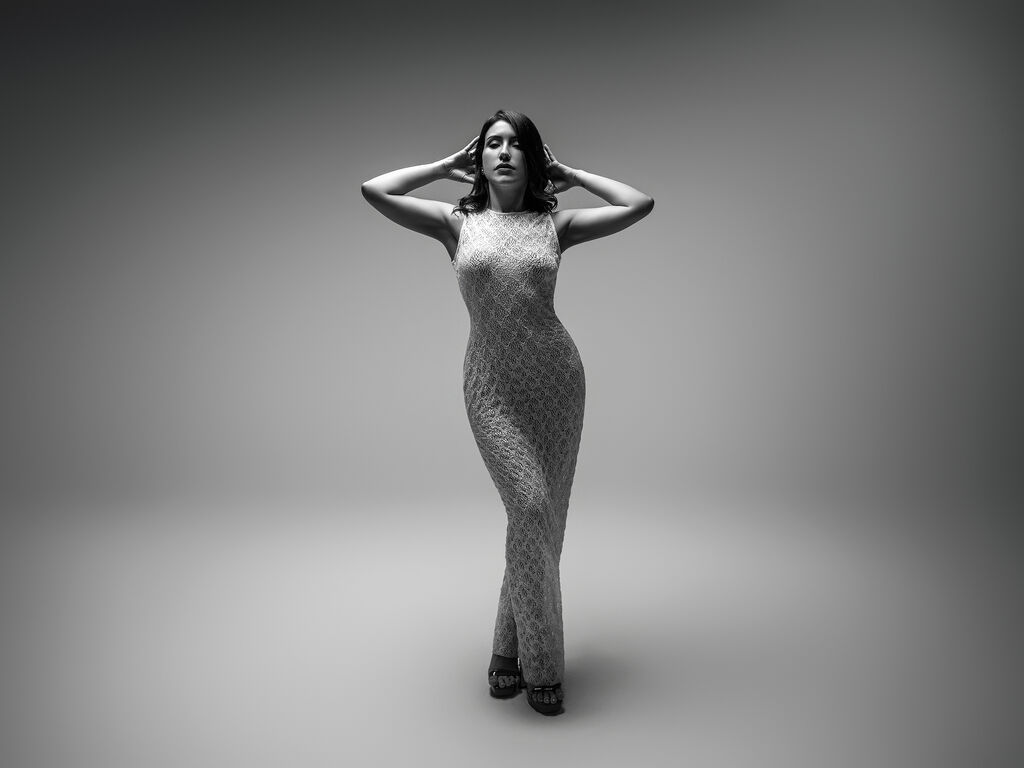 Alanaabramovic's profile - Image n°3