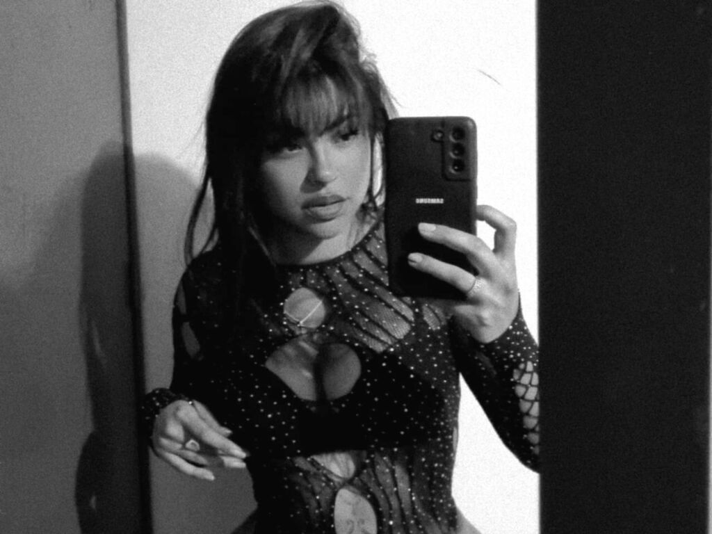 Alanagolden's profile - Image n°0