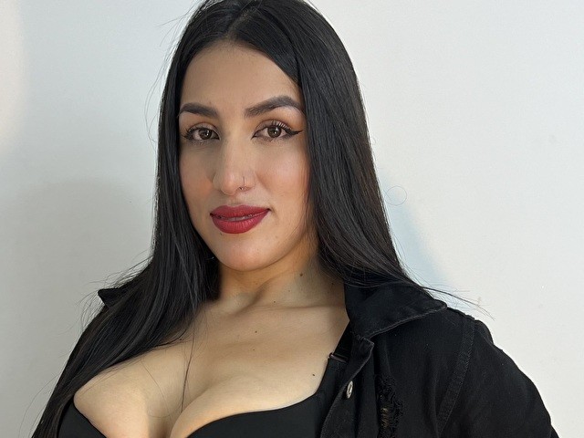 Alanaharris's profile - Image n°1