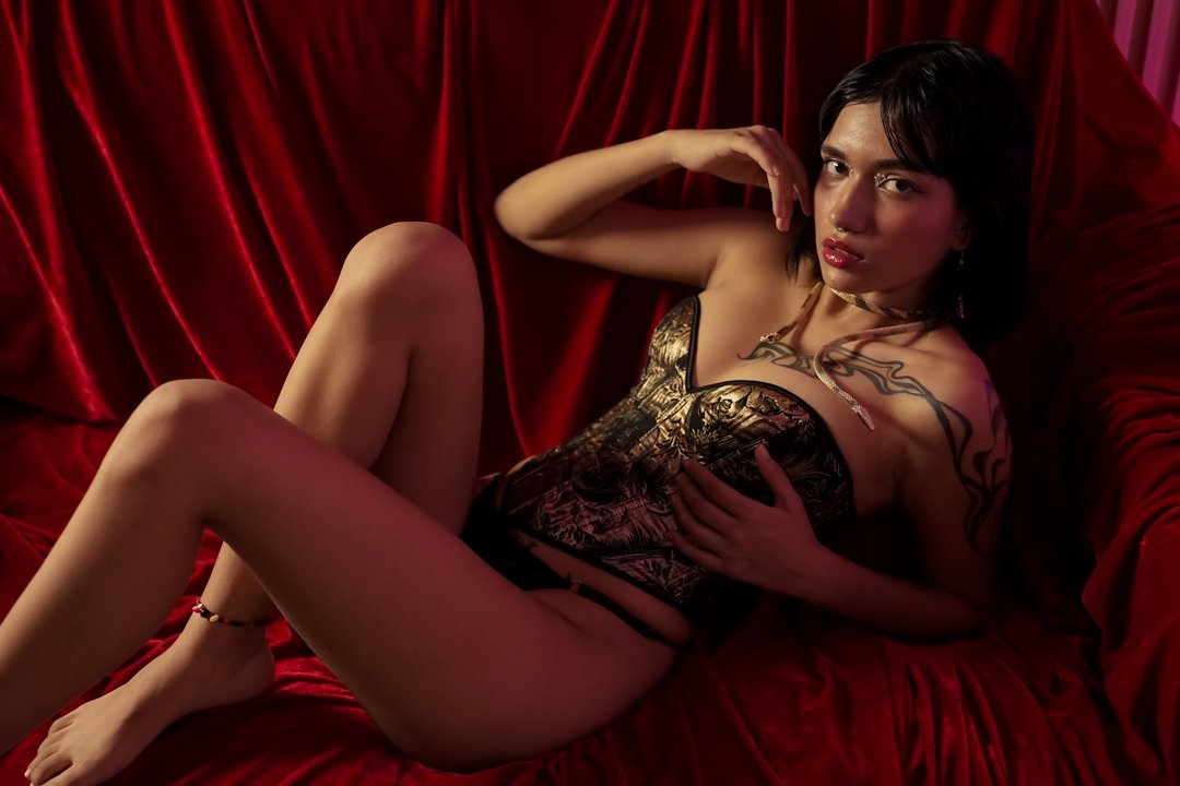 Alanahgreygb's profile - Image n°2