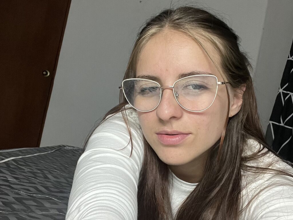 Alanasoon's profile - Image n°0