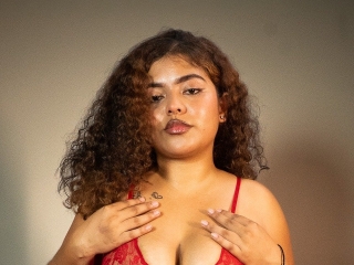 Sexo por webcam con Alanavelascos