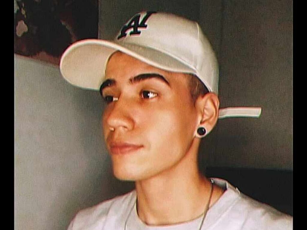 Alanhott' profilo - Immagine n°0