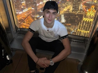 Sexo por webcam con Alann_Smith_X