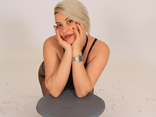 Alannacrisp's profile - Image n°2