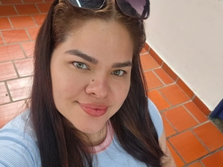 Sexcam Live Show von Alannafuentes