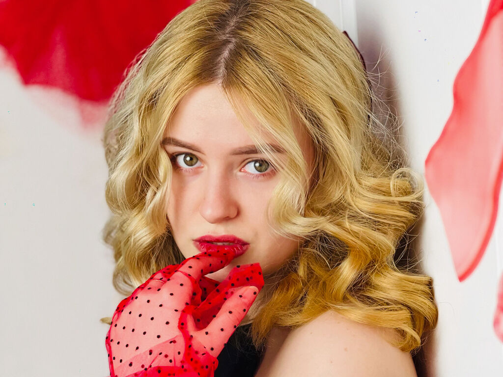 Alaskamiass's profile - Image n°2