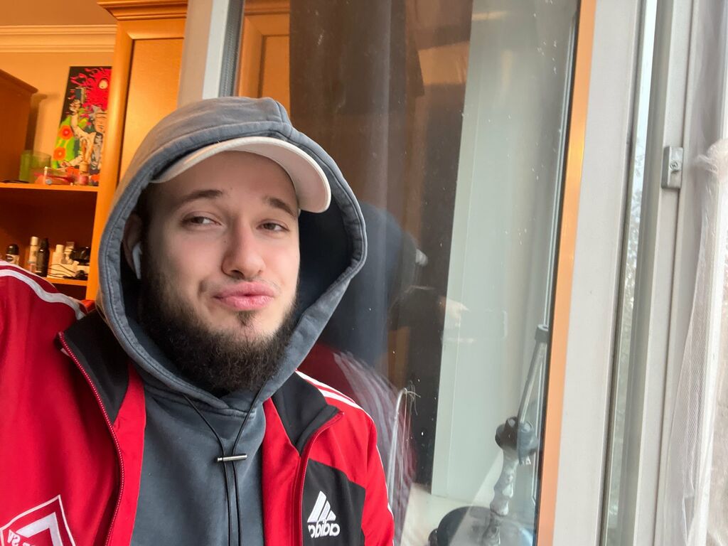 Albertnelson's profile - Image n°0