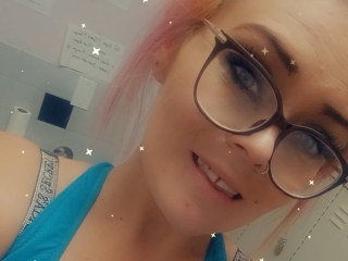 Sexo por webcam con Aleiah_Sweet