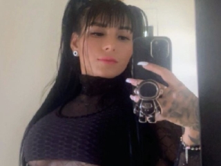 Aleja18lesmeister's Sexcam