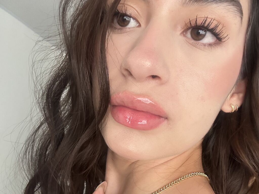 Alejandravelvet's profile - Image n°0
