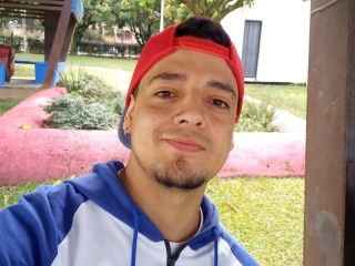 Webcam sex con Alejandro0700