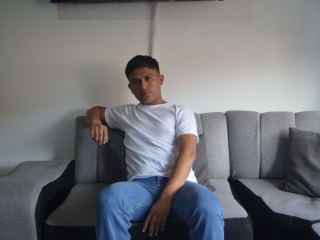 Alejandroo2024's Sexcam