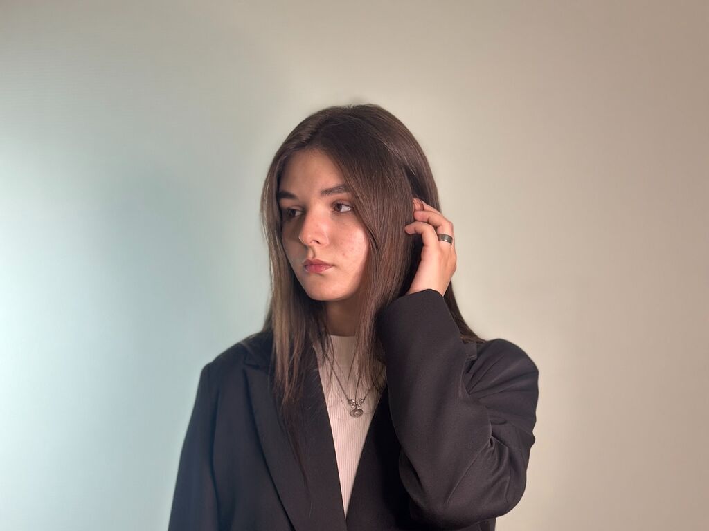 Alenahaydu's profile - Image n°0