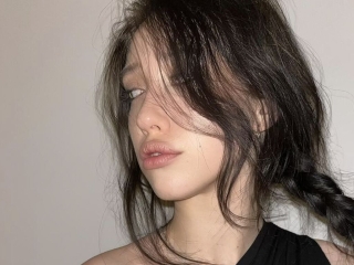 Sexo por webcam con Alenasidonar