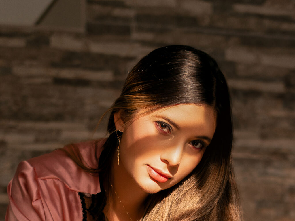 AlesaJohnson's Profil - Bild n°8