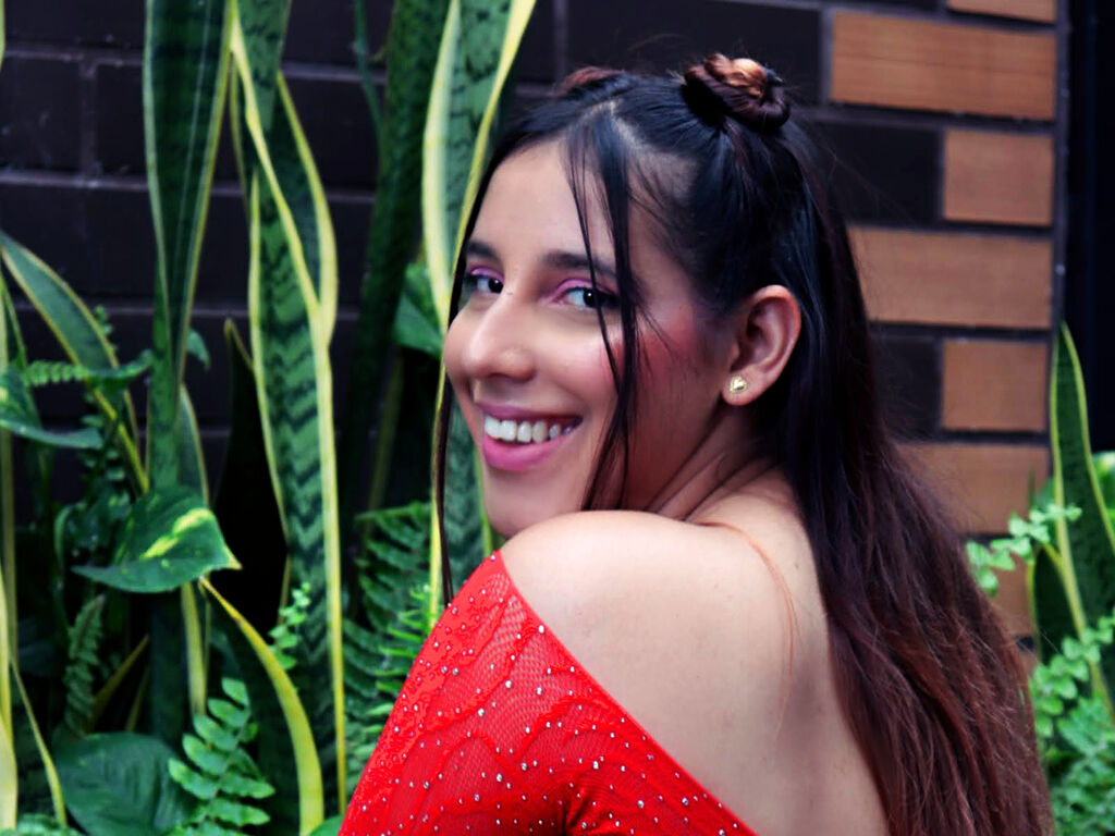 Alesialewis's profile - Image n°1