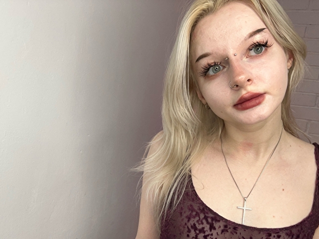 Alessakiss's profile - Image n°7