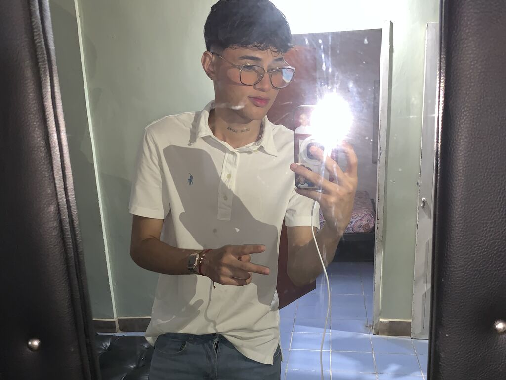 Alessandrocruise's profile - Image n°0
