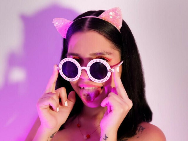 AlesaaTovar's profiel - Afbeelding n°17