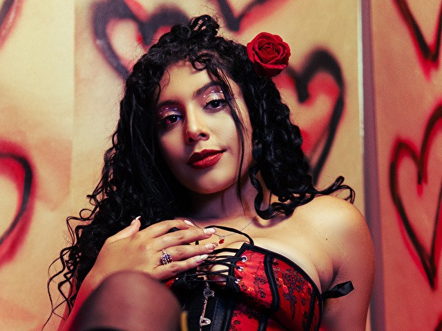 AlexaAdams's profile - Image n°1