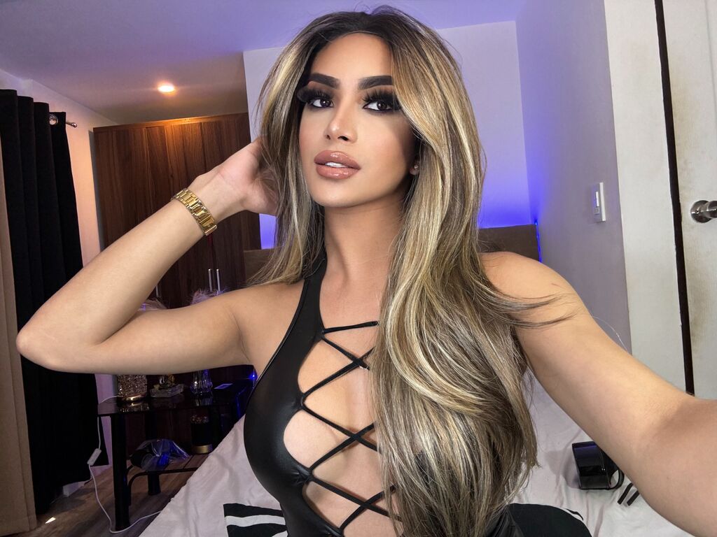 AlexaKhalifa's profile - Image n°1