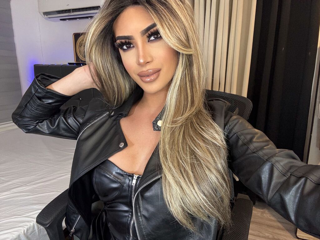 AlexaKhalifa' profilo - Immagine n°2