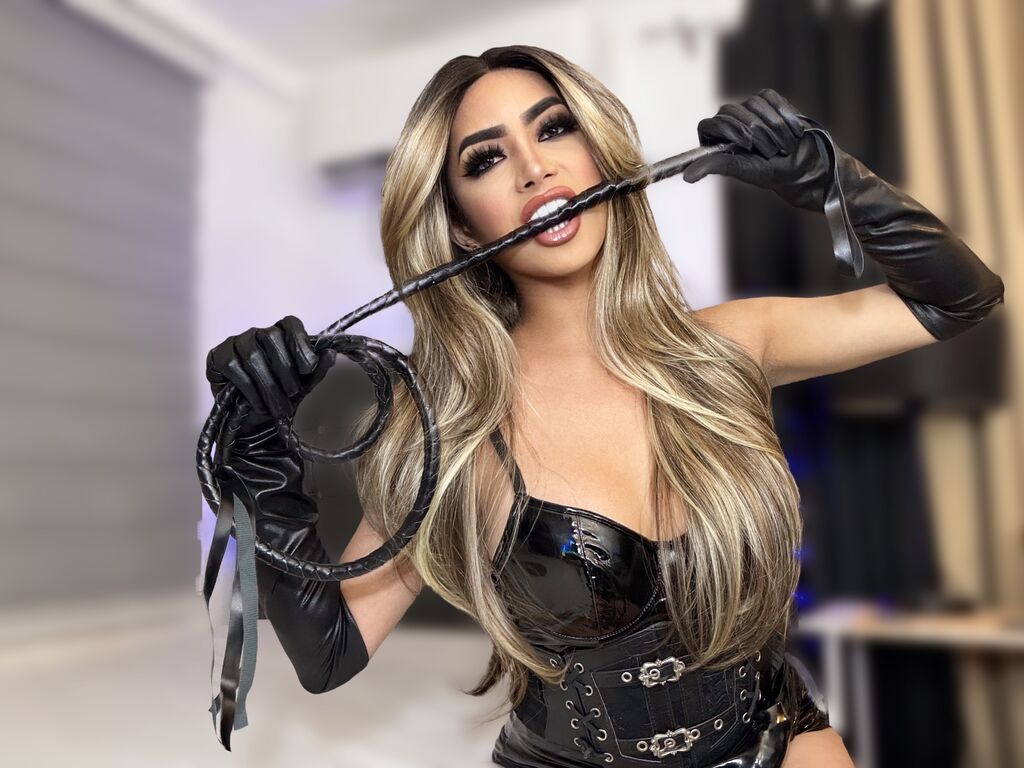 AlexaKhalifa' profilo - Immagine n°1