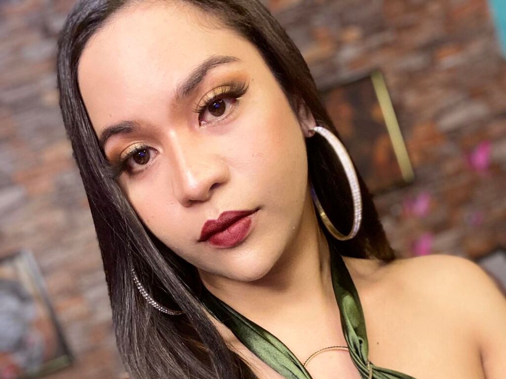 Alexamarie's profile - Image n°8