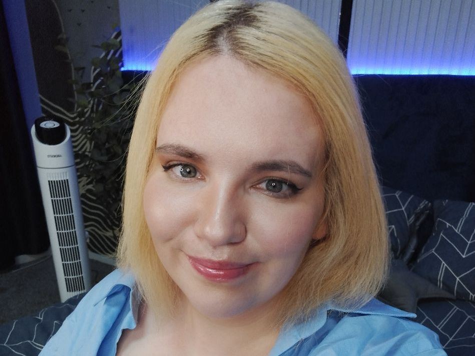 Alexandra_Ray's profile - Image n°0