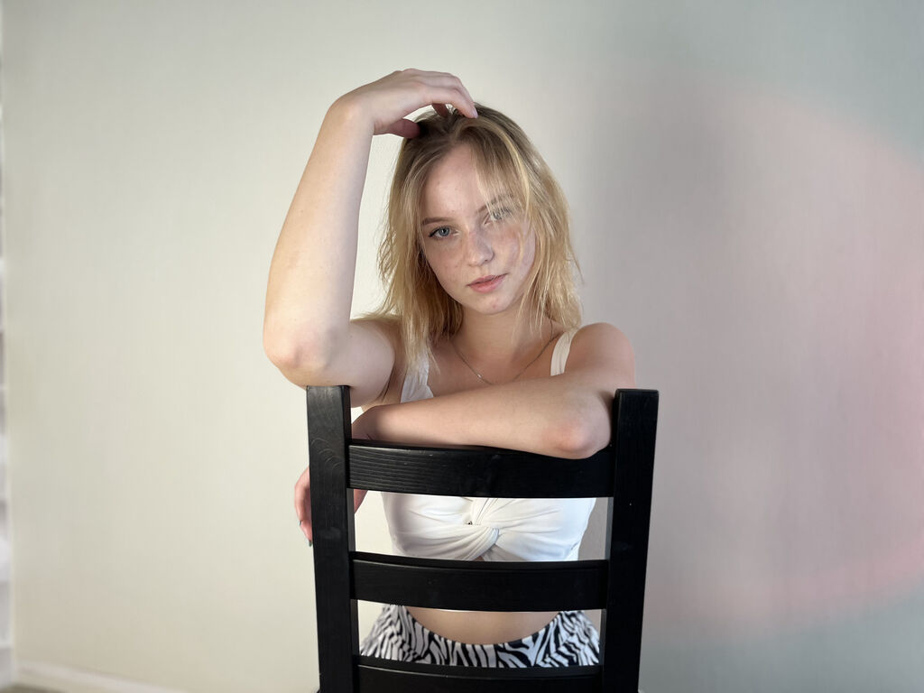 Alexandraharis's profiel - Afbeelding n°6