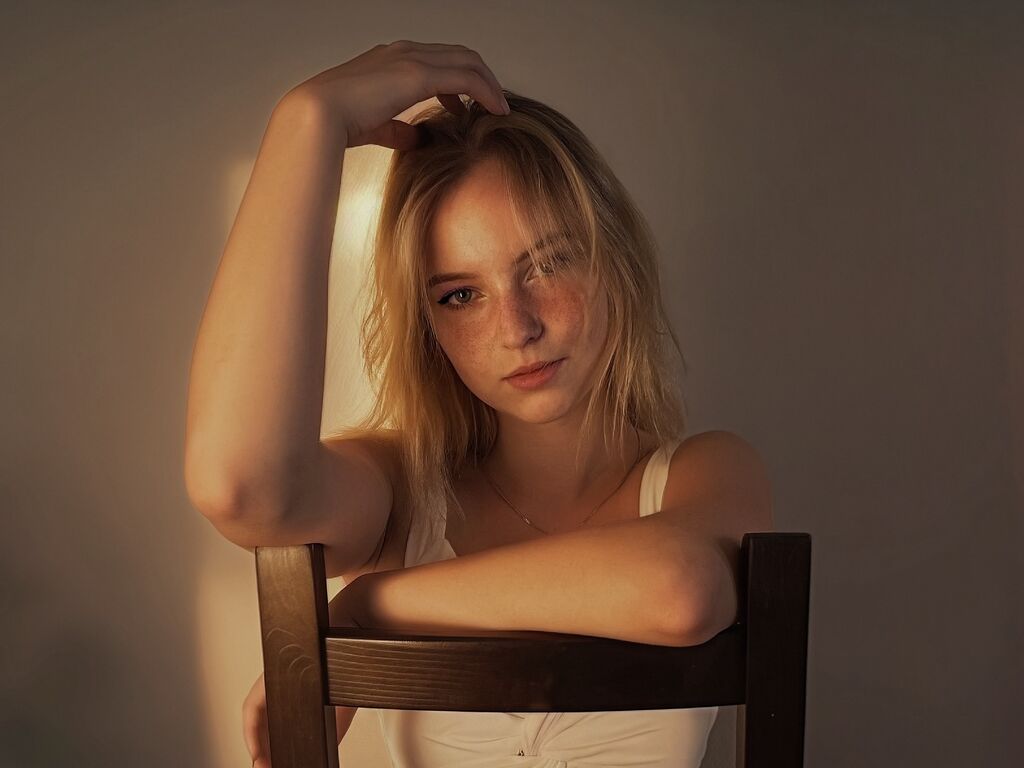 Alexandraharis's profiel - Afbeelding n°5