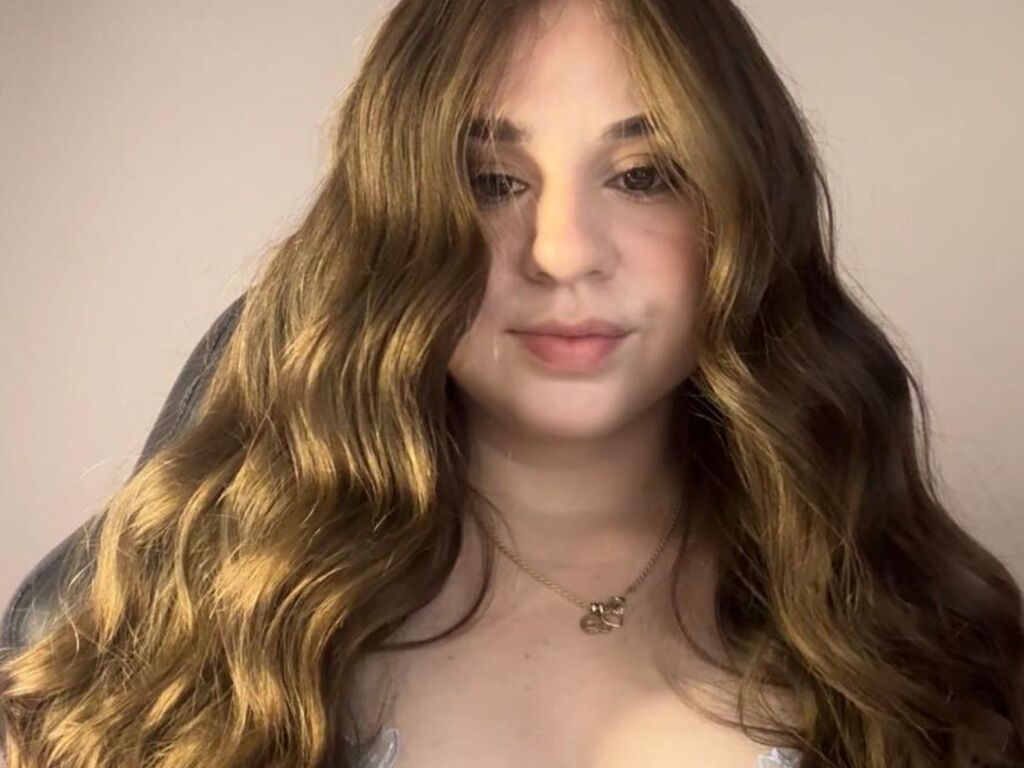 Alexandrathornt's profile - Image n°2