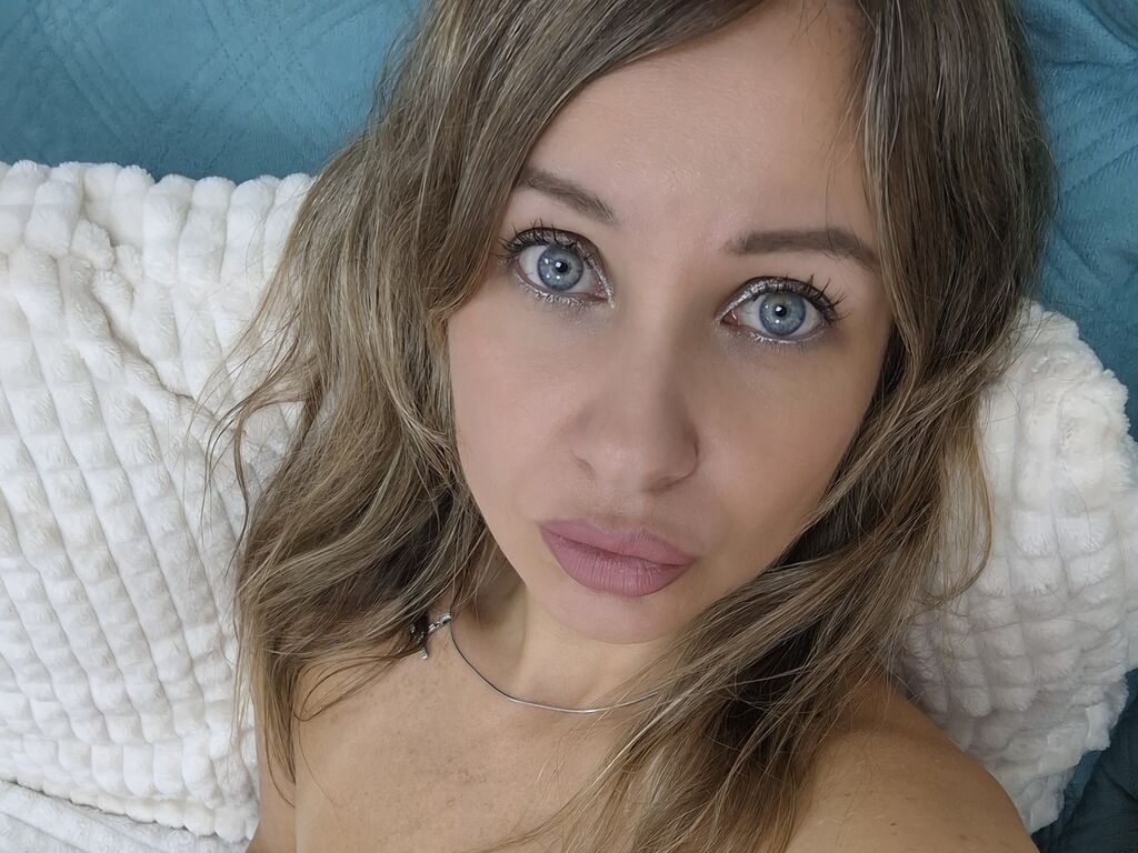 Alexandravaltera's profile - Image n°1