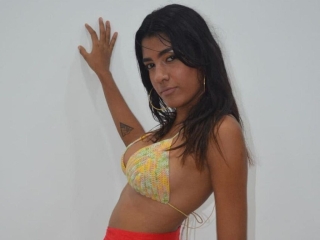 Sexo por webcam con Alexandrawolft