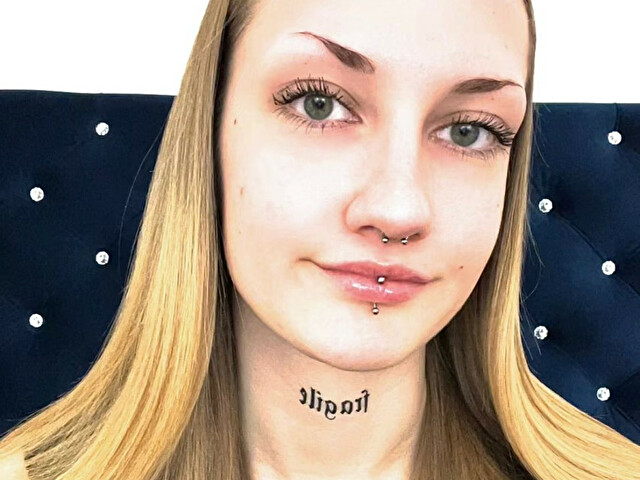 Profil de AlexaBoobs - Photo n°76