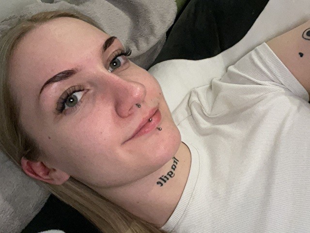 Profil de AlexaBoobs - Photo n°25