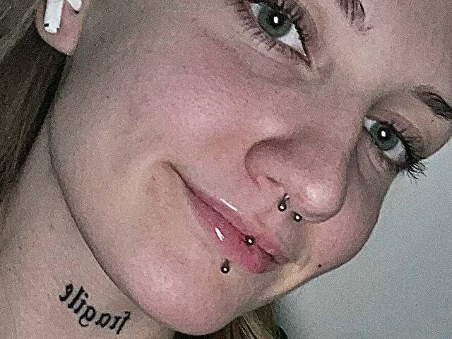 Profil de AlexaBoobs - Photo n°5