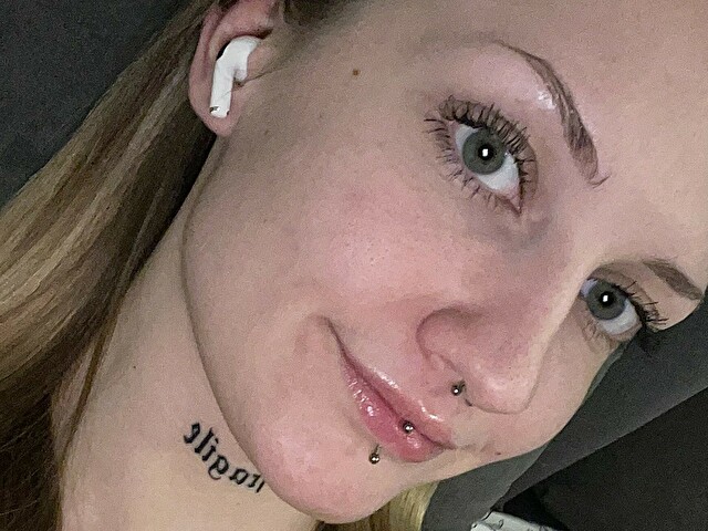 Profil de AlexaBoobs - Photo n°6